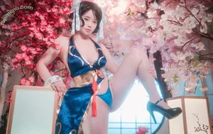 ZziZzi / zizzi_j / zzi_zzi._ / 찌찌 nude photo #0360